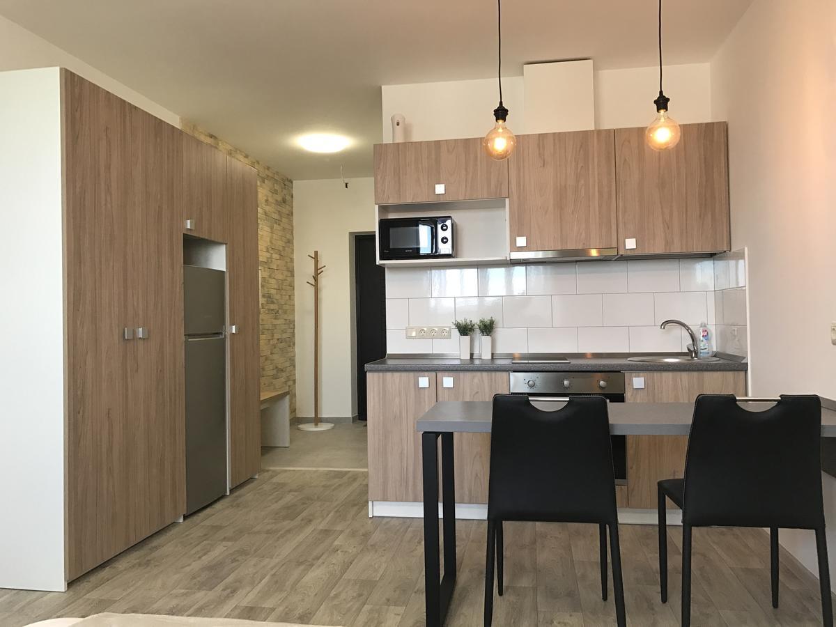 Святобор Lux Apartments Kiev Bagian luar foto