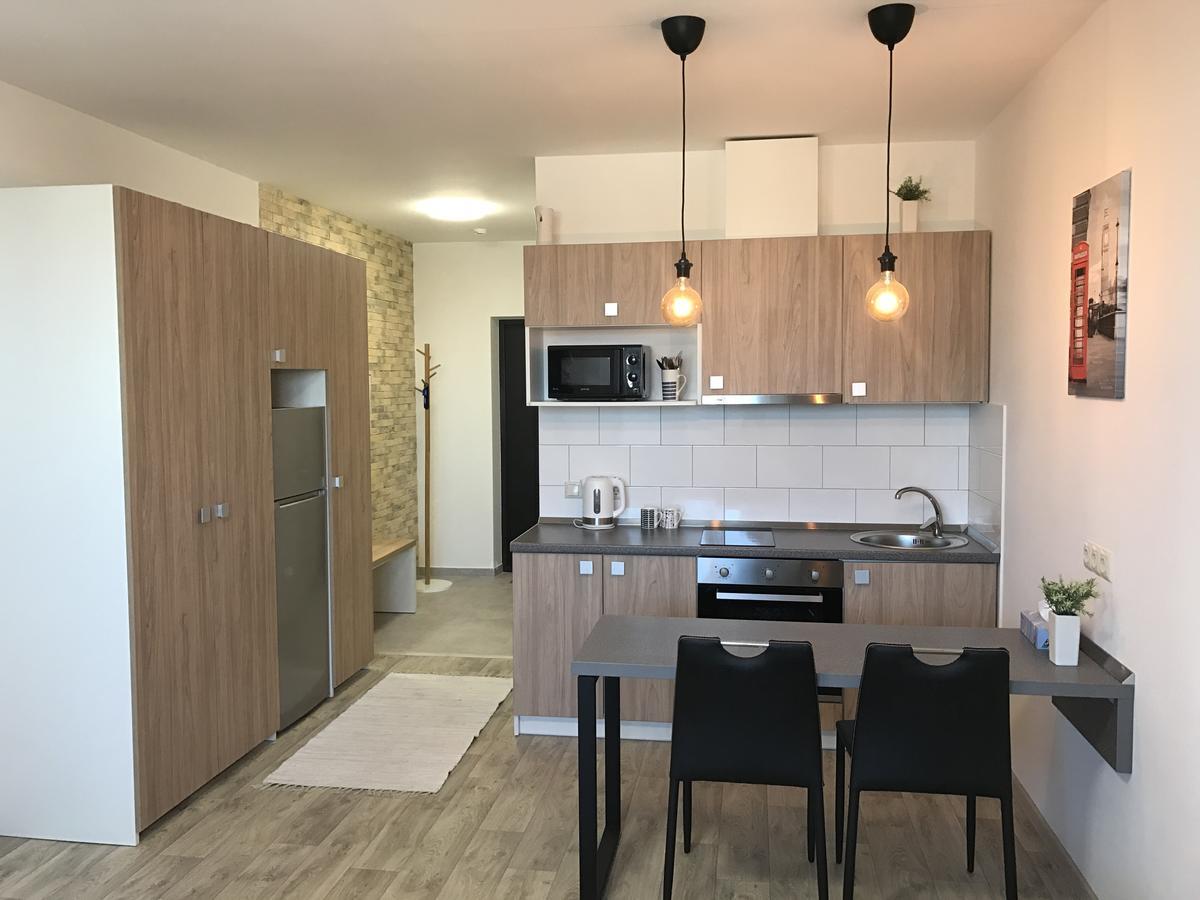 Святобор Lux Apartments Kiev Bagian luar foto