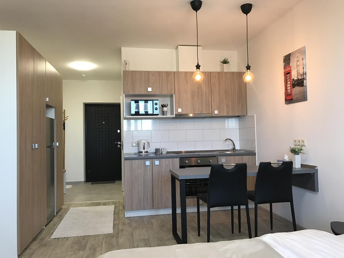 Святобор Lux Apartments Kiev Bagian luar foto