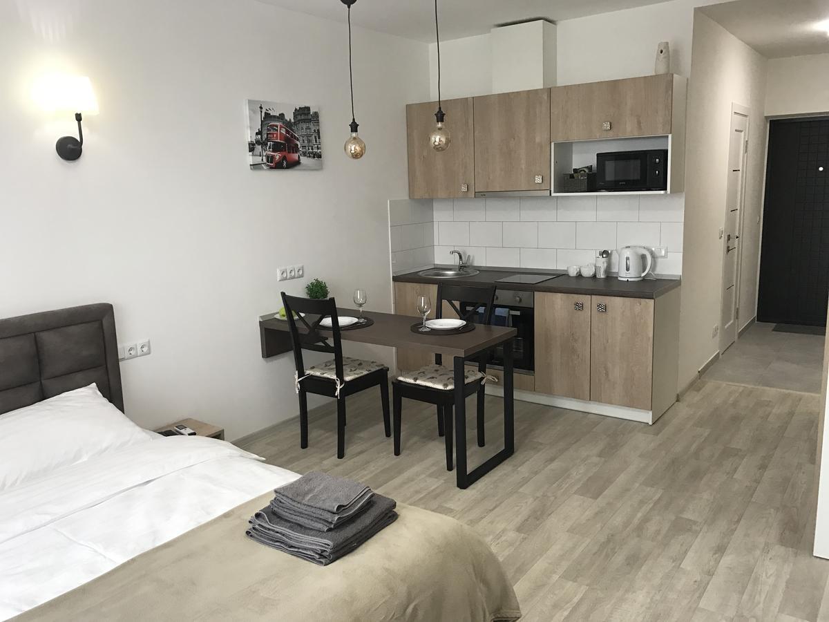 Святобор Lux Apartments Kiev Bagian luar foto